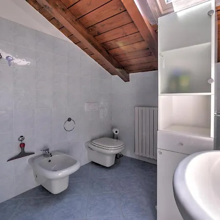 Apartamento Cozy In Cadrezzate Con With Wifi Osmate