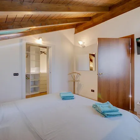 Apartamento Cozy In Cadrezzate Con With Wifi *